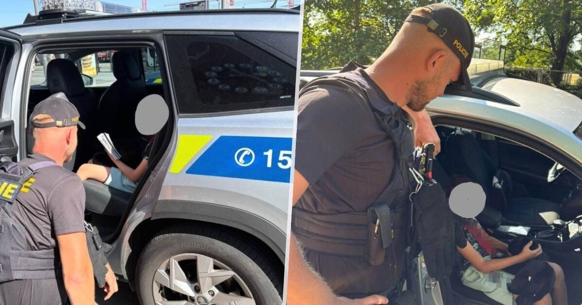 Dítě zůstalo na nástupišti, zatímco vlak odjel. Policie pomohla rodině znovu se sejít