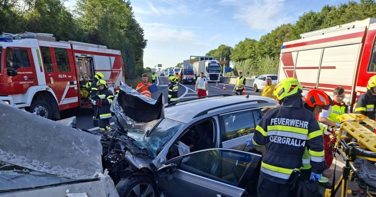 Při nehodě v Rakousku zemřel zpěvák plzeňské kapely MASH Petr Slavík
